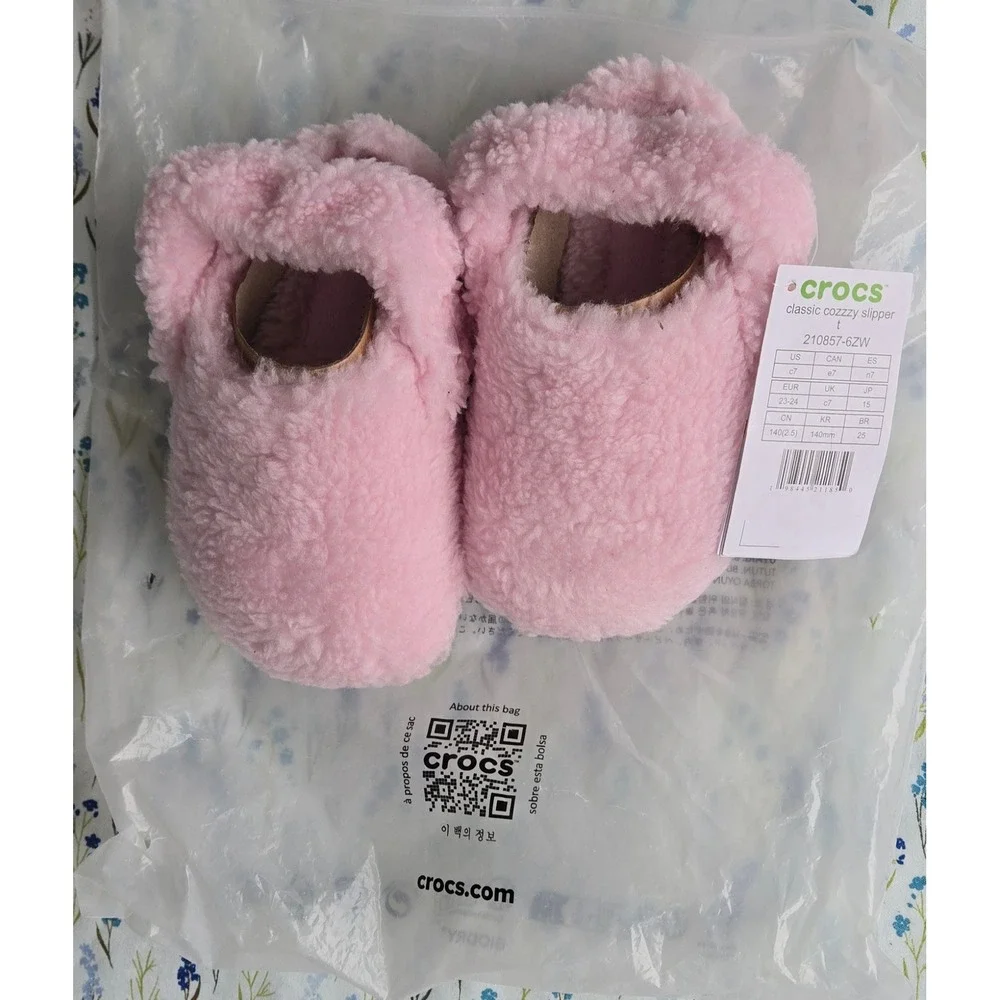 Crocs‎ Classic Cozzzy Slipper Pink Kids Size C7 Fuzzy Plush Warm